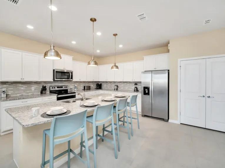 Windsor Island (24884) 9-bedroom Villa in Davenport