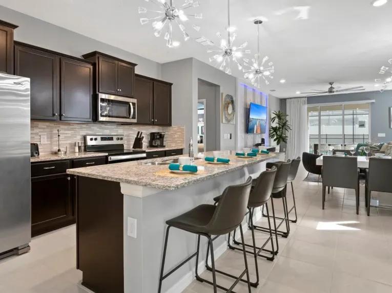 Windsor Island (24887) 7-bedroom Villa in Davenport