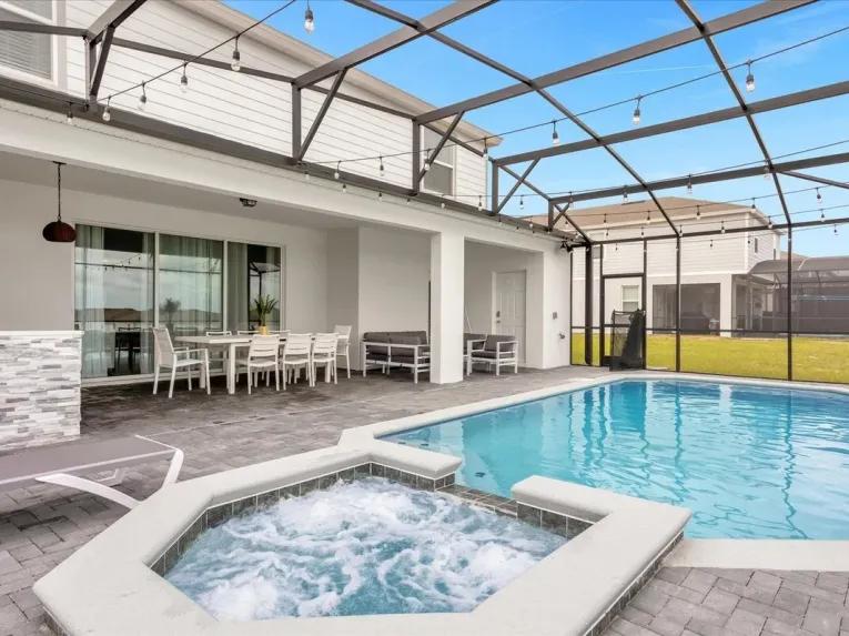 Windsor Island (24852) 10-bedroom Villa in Davenport
