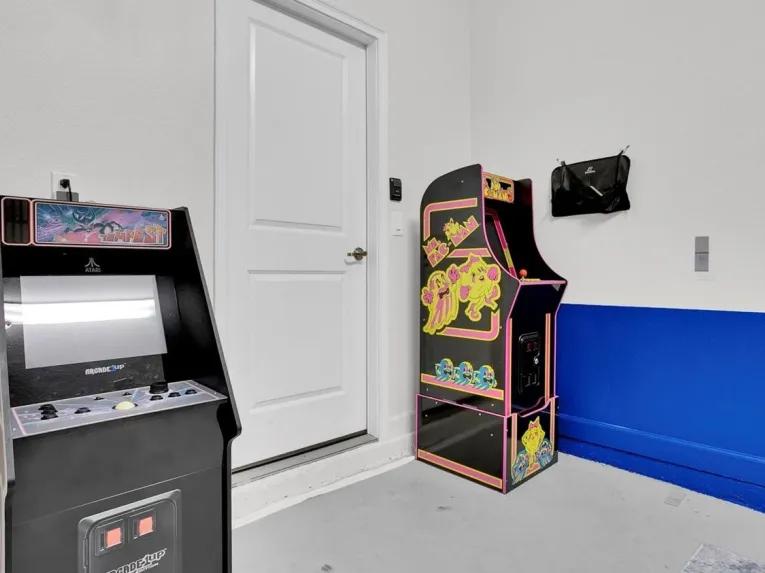 Storey Lake (5708) 6-bedroom Villa in Kissimmee