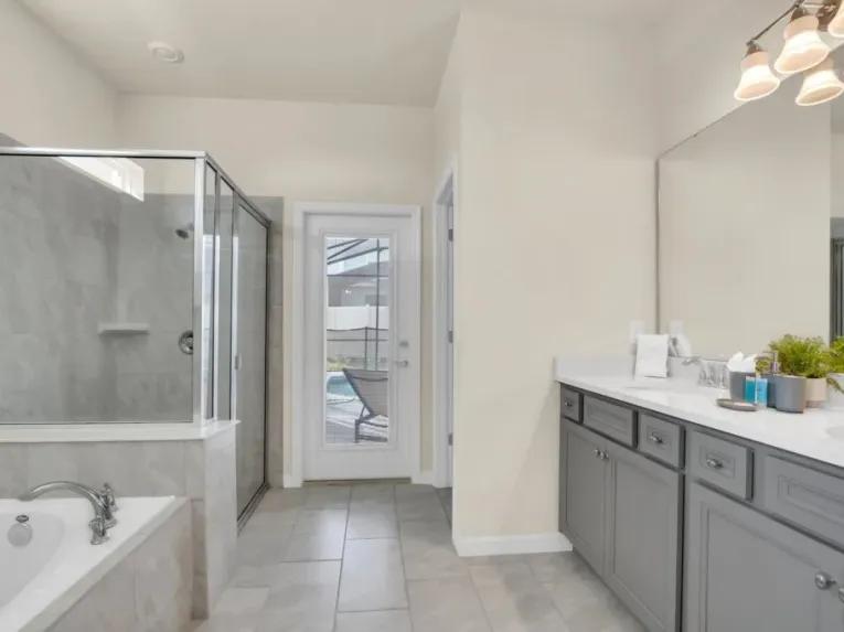 Windsor Island (7295) 9-bedroom Villa in Davenport