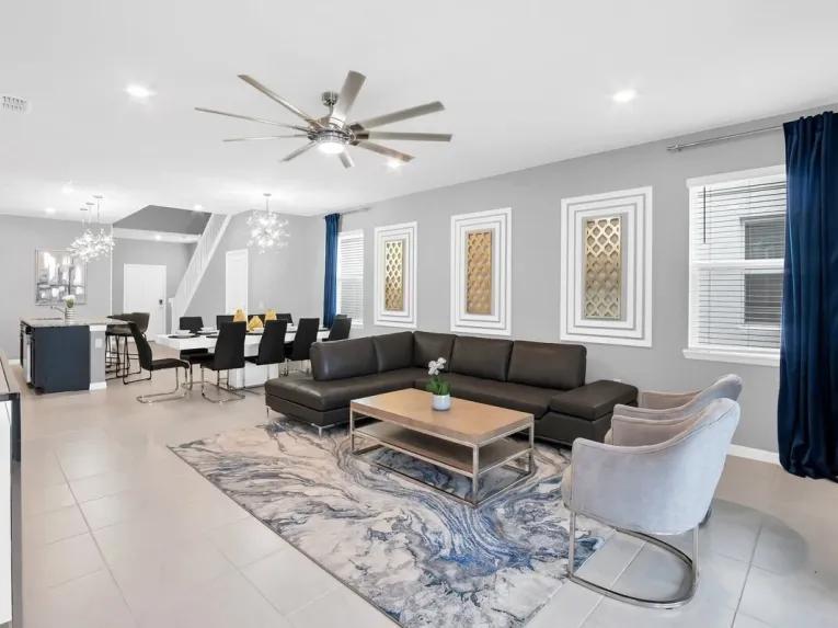 Windsor Island (24897) 7-bedroom Villa in Davenport