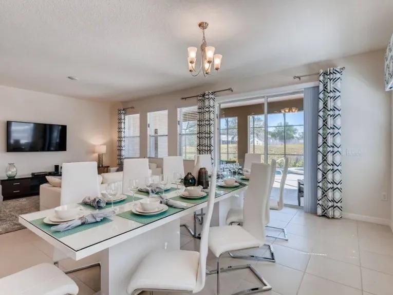Solterra (34947) 6-bedroom Villa in Davenport