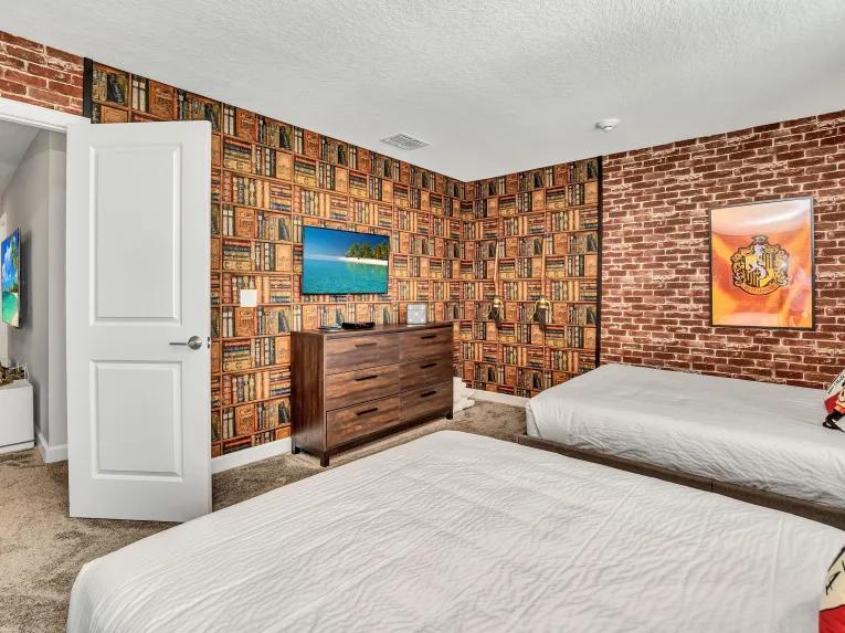 Storey Lake (28782) 9-bedroom Villa in Kissimmee