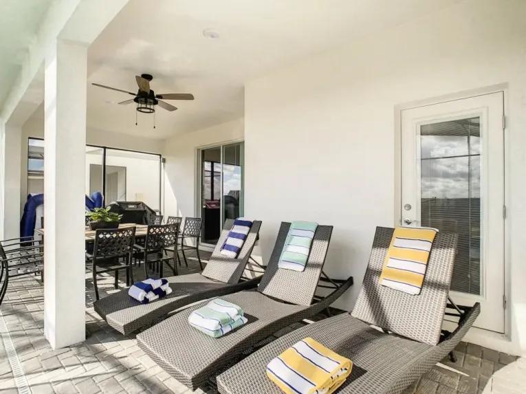 Windsor Island (11697) 7-bedroom Villa in Davenport