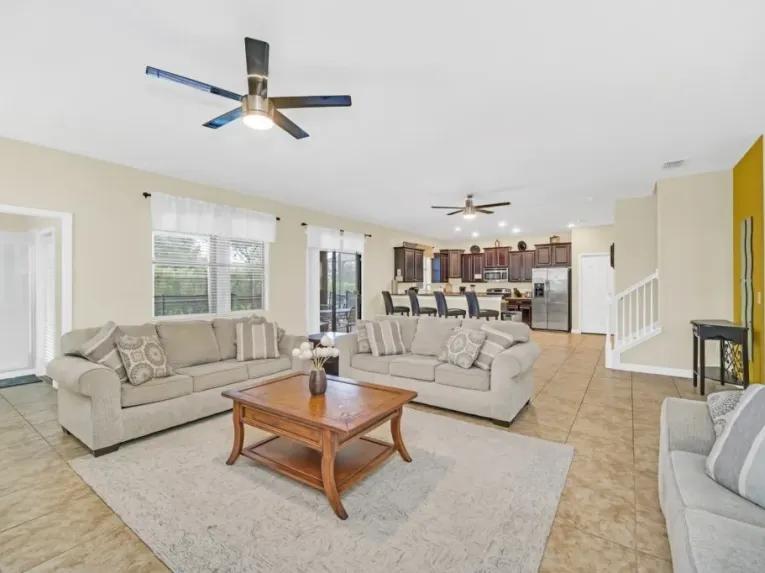 ChampionsGate (2367) 6-bedroom Villa in Davenport