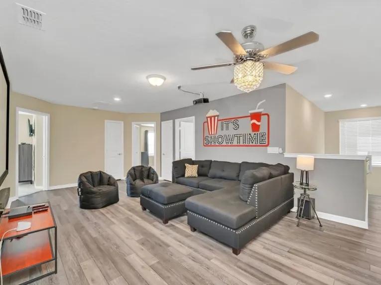Windsor Island (24882) 10-bedroom Villa in Davenport