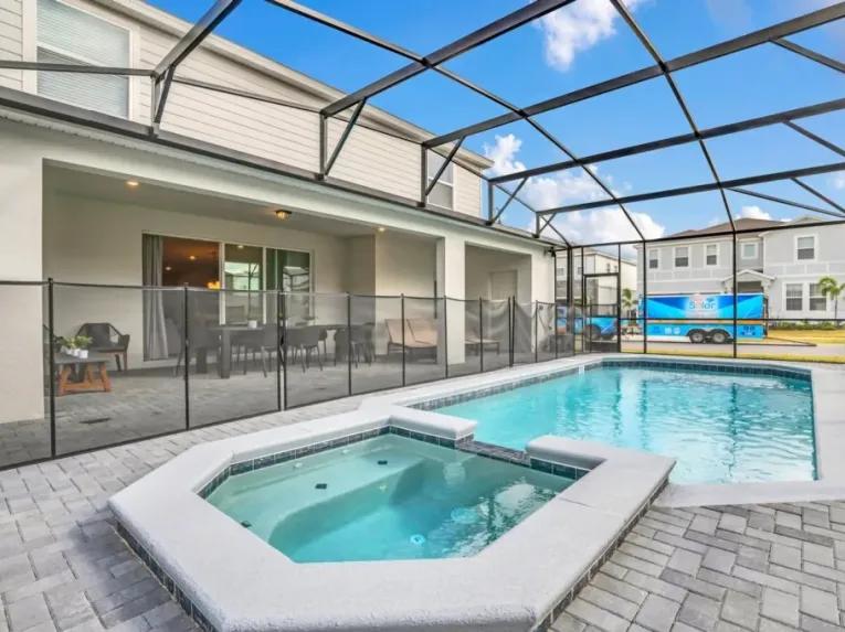 Windsor Island (7295) 9-bedroom Villa in Davenport