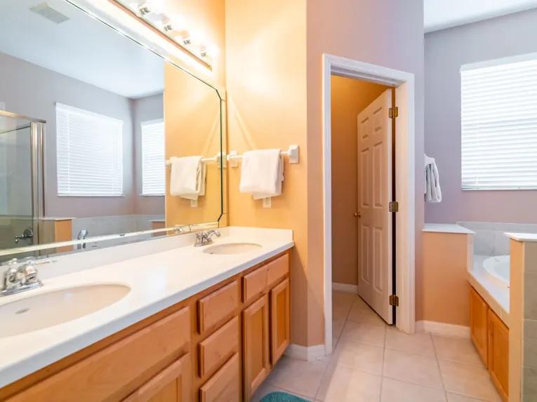 Highlands Reserve (5792) 4-bedroom Villa in Davenport