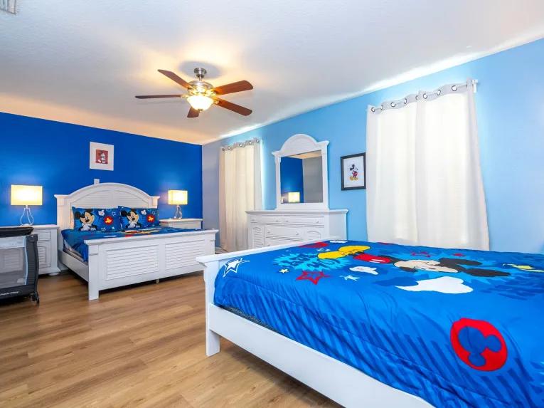 ChampionsGate (33033) 9-bedroom Villa in Davenport