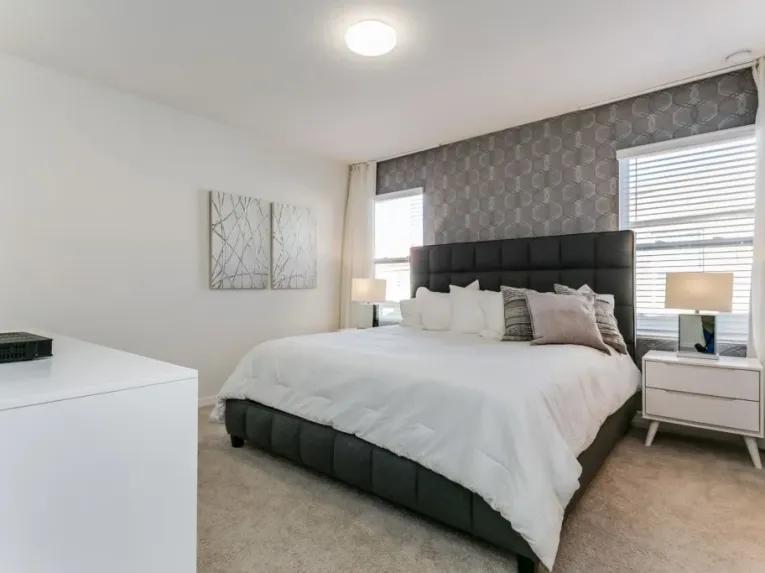 Solterra (3578) 6-bedroom Villa in Davenport