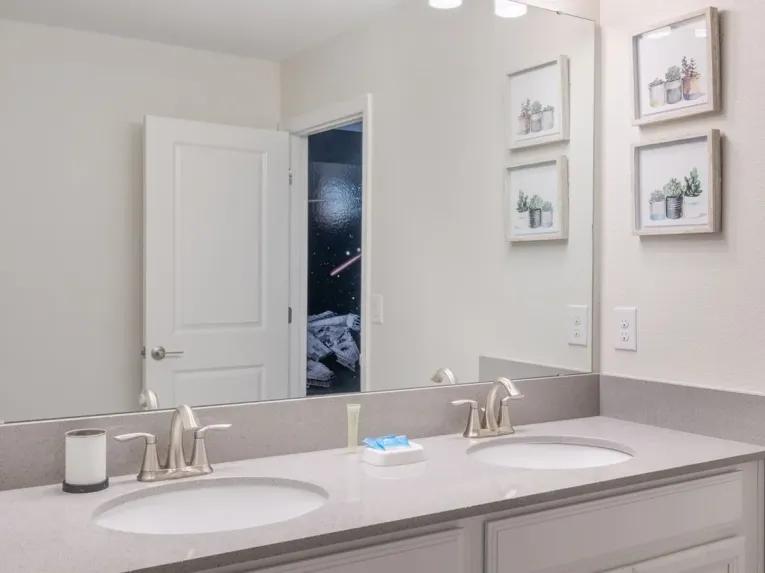 ChampionsGate (6080) 8-bedroom Villa in Davenport