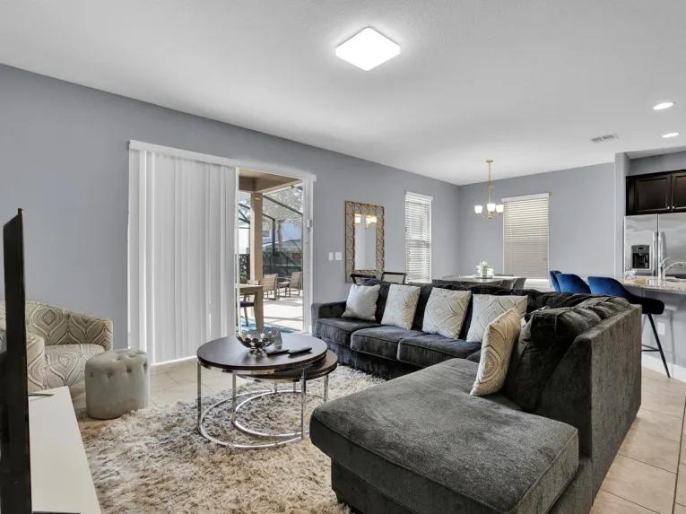 Solterra (24412) 6-bedroom Villa in Davenport