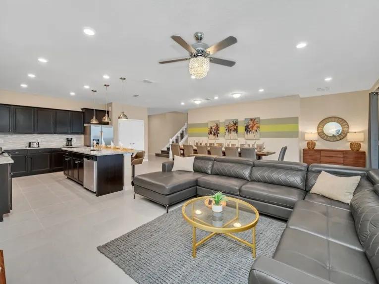 Windsor Island (24882) 10-bedroom Villa in Davenport
