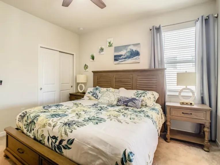 Windsor Island (11697) 7-bedroom Villa in Davenport