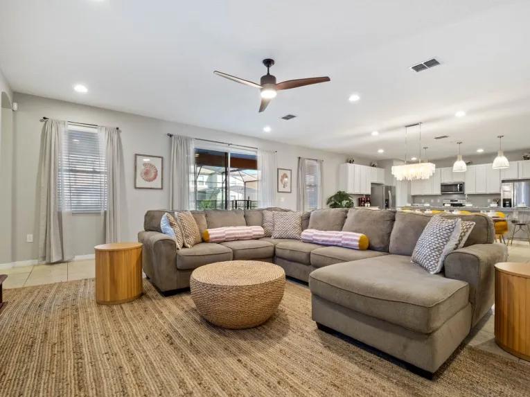 Solterra (7742) 11-bedroom Villa in Davenport