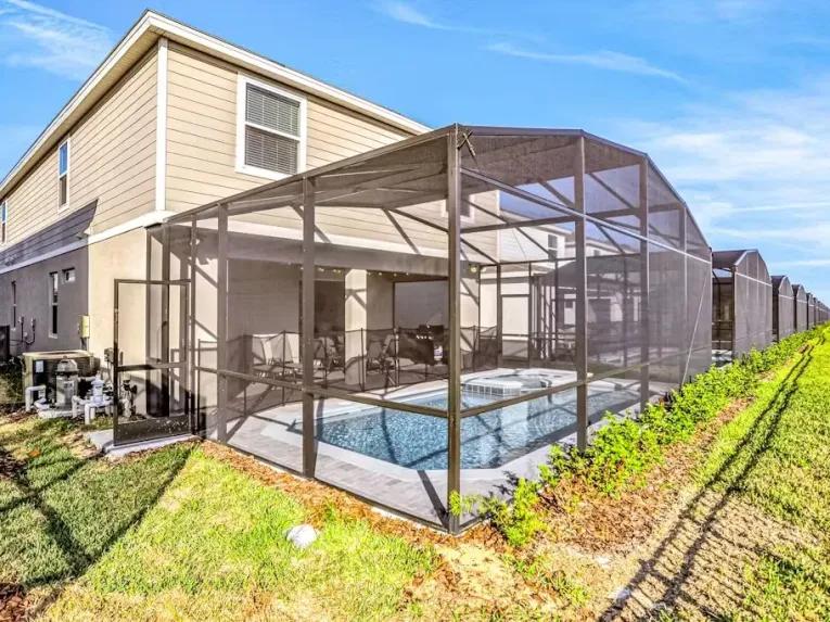 Windsor Island (24923) 6-bedroom Villa in Davenport