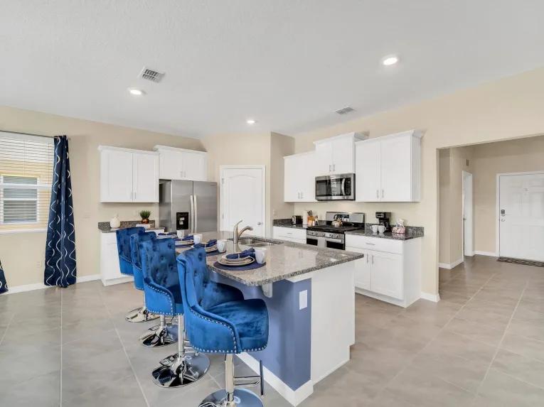 Solterra (28903) 6-bedroom Villa in Davenport