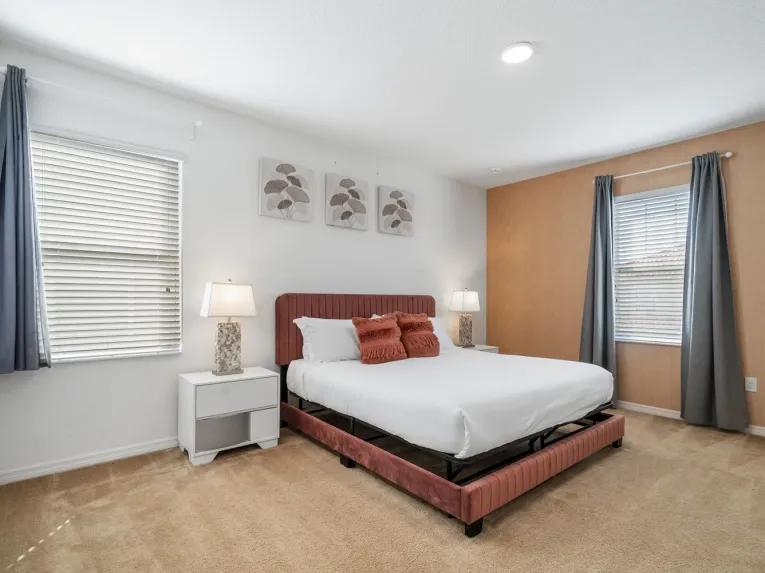 Solterra (34546) 15-bedroom Villa in Davenport