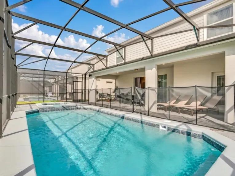 Windsor Island (7295) 9-bedroom Villa in Davenport