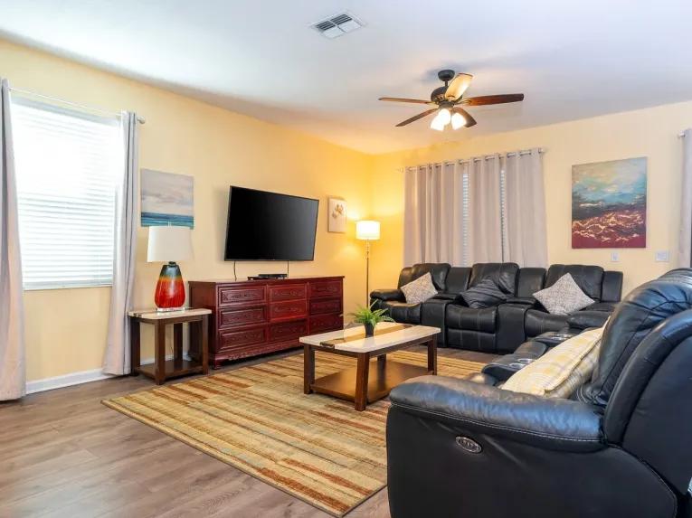 ChampionsGate (33032) 9-bedroom Villa in Davenport