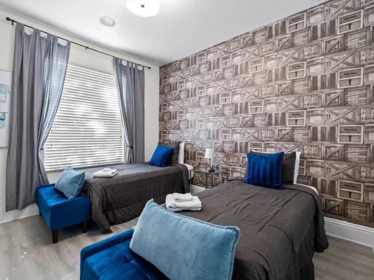 Solterra (24950) 4-bedroom Villa in Davenport