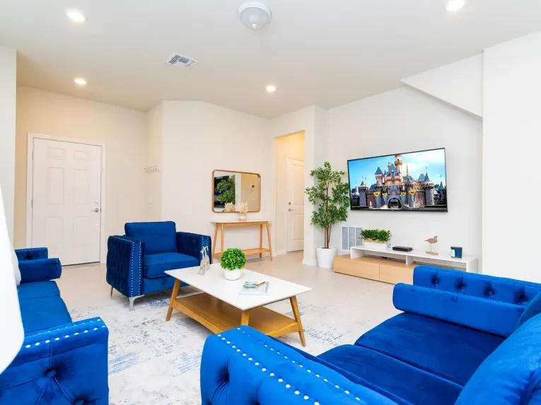 Windsor Island (7132) 5-bedroom Villa in Davenport
