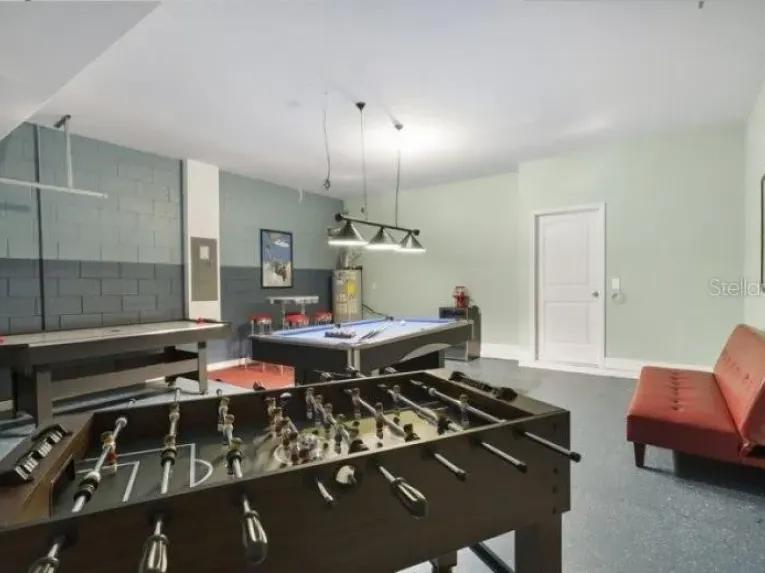 Solterra (7364) 6-bedroom Villa in Davenport