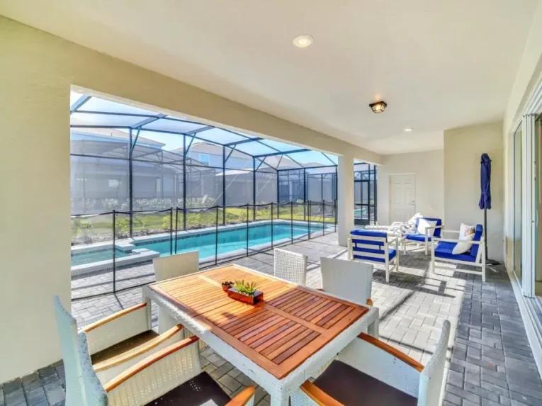 Windsor Island (7026) 10-bedroom Villa in Davenport