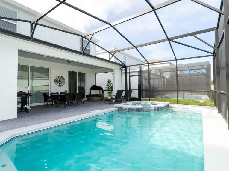 Windsor Island (6765) 5-bedroom Villa in Davenport
