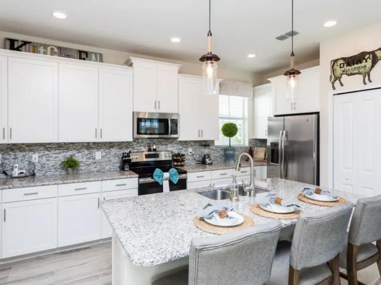 Storey Lake (34485) 5-bedroom Villa in Kissimmee