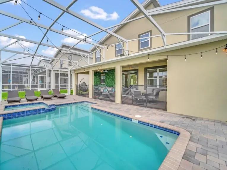 ChampionsGate (7288) 6-bedroom Villa in Davenport