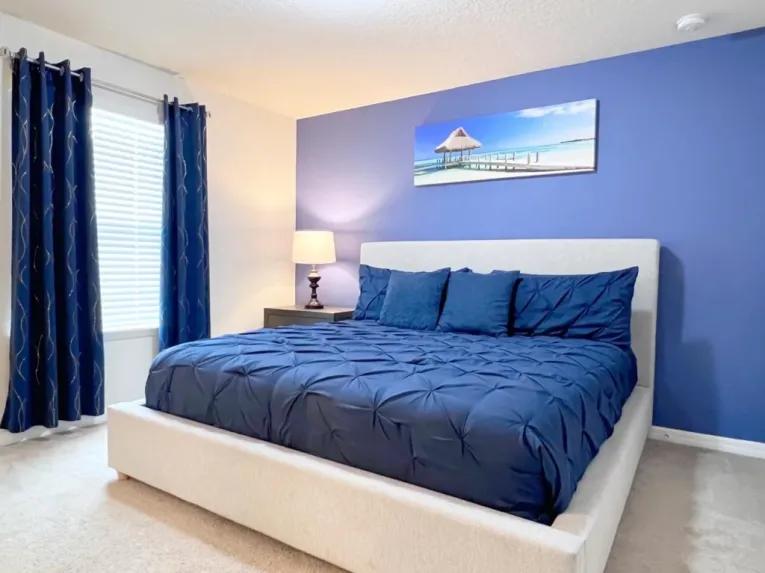 Windsor Island (7389) 8-bedroom Villa in Davenport