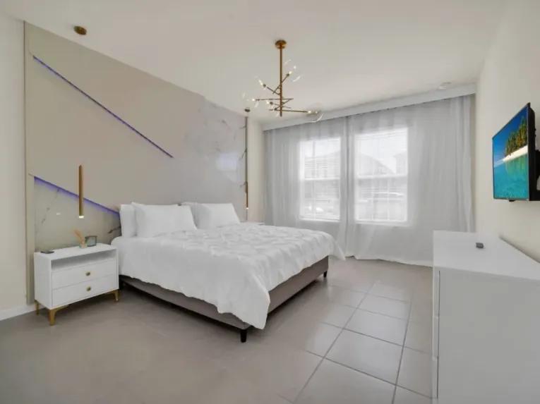 Windsor Island (7296) 10-bedroom Villa in Davenport