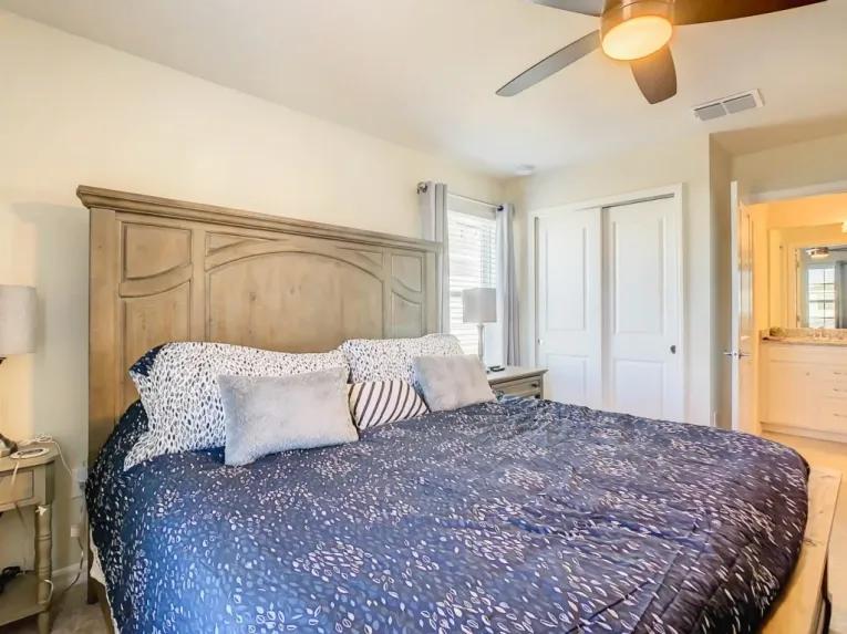 Windsor Island (11697) 7-bedroom Villa in Davenport