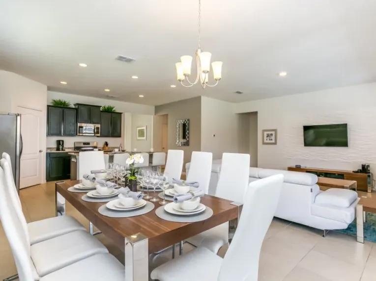 Solterra (3913) 5-bedroom Villa in Davenport