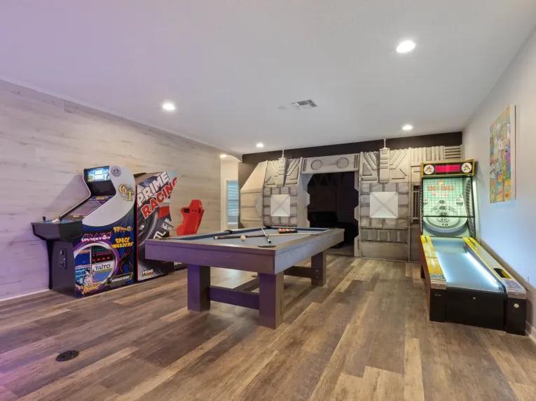 Solterra (7724) 13-bedroom Villa in Davenport