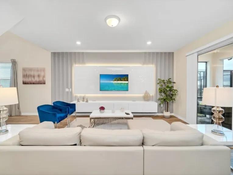 Windsor Island (24822) 5-bedroom Villa in Davenport