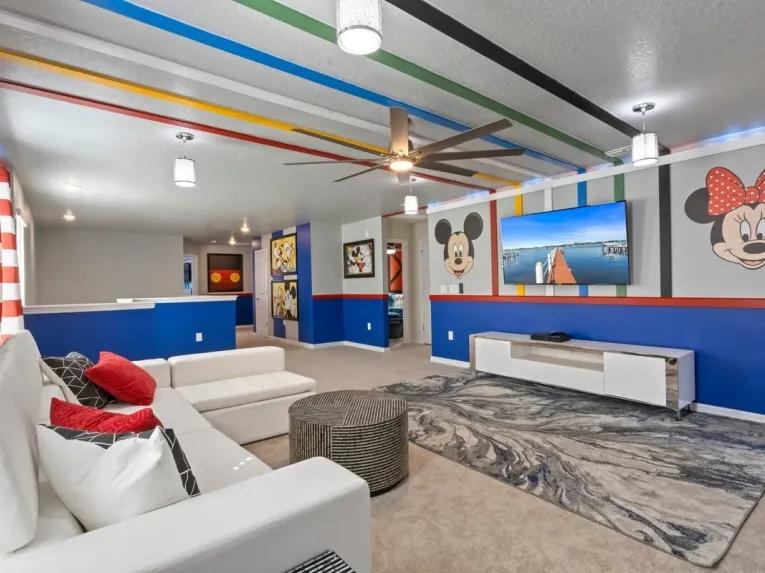Windsor Island (24887) 7-bedroom Villa in Davenport