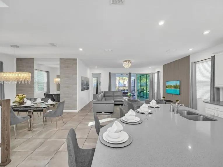Solara Resort (24855) 7-bedroom Villa in Kissimmee
