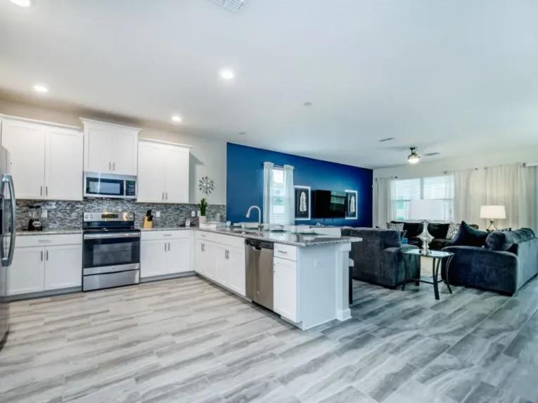 ChampionsGate (2094) 8-bedroom Villa in Davenport