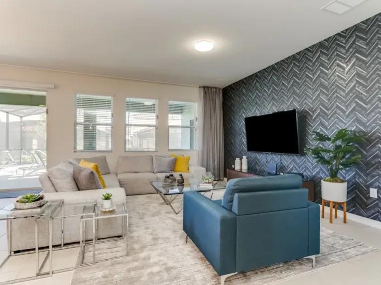 Solterra (3578) 6-bedroom Villa in Davenport