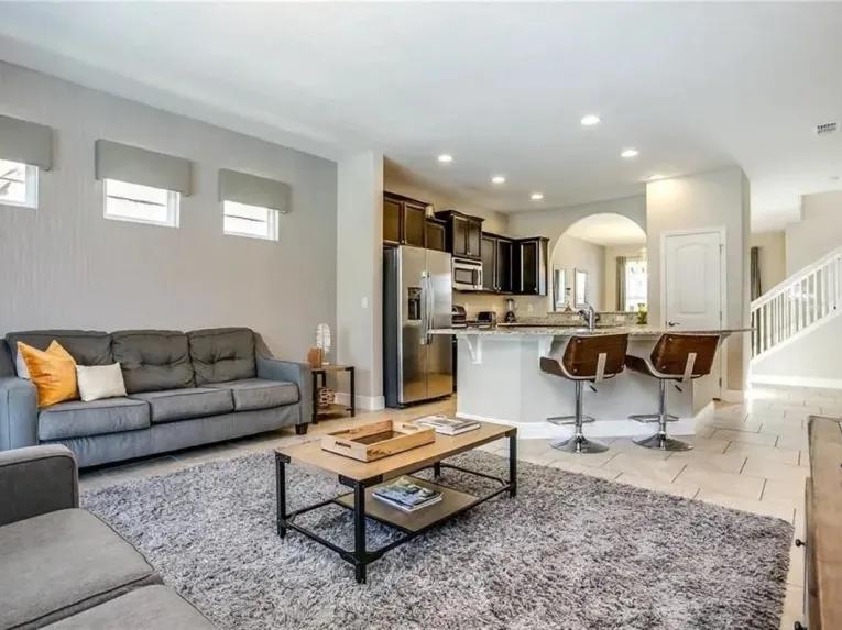 Solterra (29659) 5-bedroom Villa in Davenport