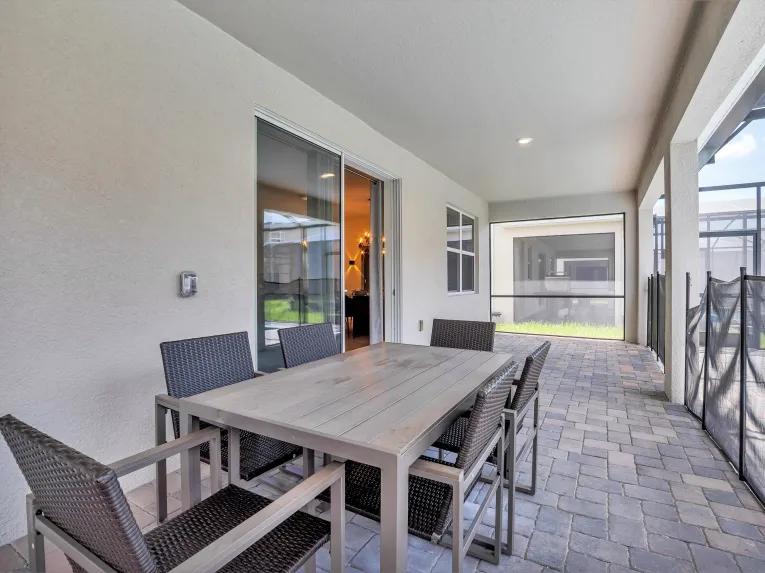 Storey Lake (28782) 9-bedroom Villa in Kissimmee