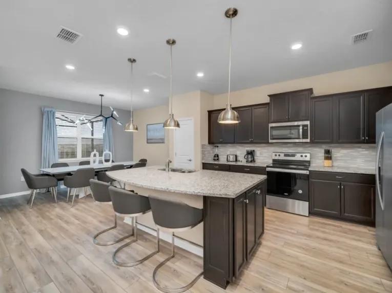 Windsor Island (24822) 5-bedroom Villa in Davenport