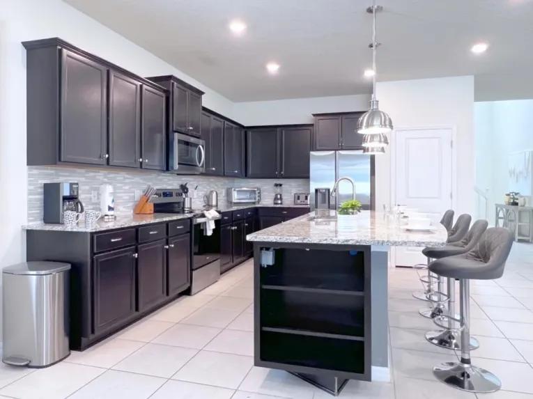 Windsor Island (7389) 8-bedroom Villa in Davenport