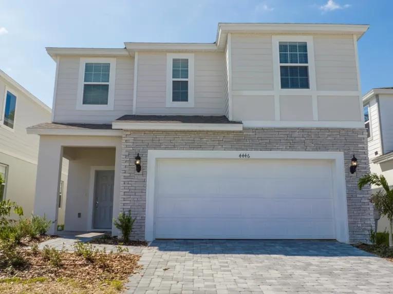 Windsor Island (11462) 7-bedroom Villa in Davenport