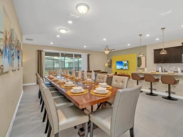 Windsor Island (24882) 10-bedroom Villa in Davenport