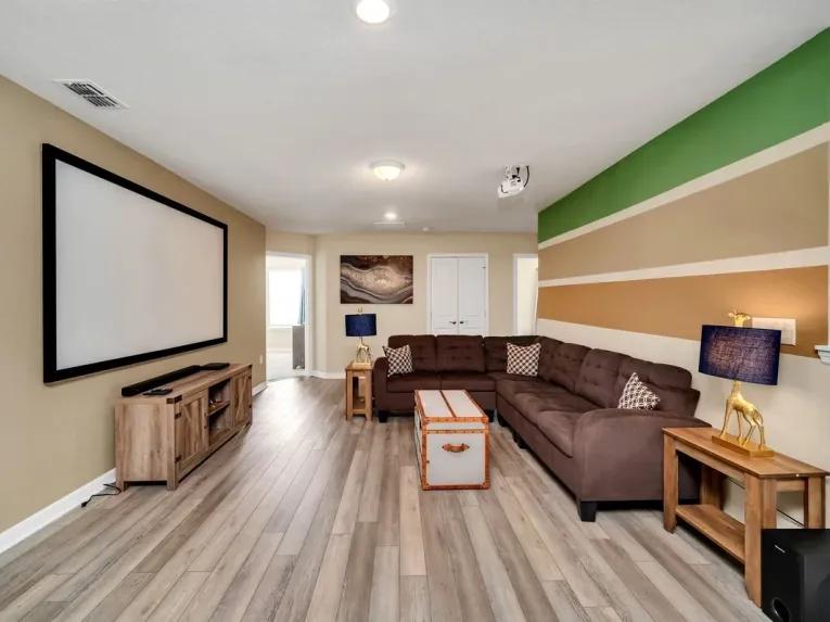 Windsor Island (24884) 9-bedroom Villa in Davenport
