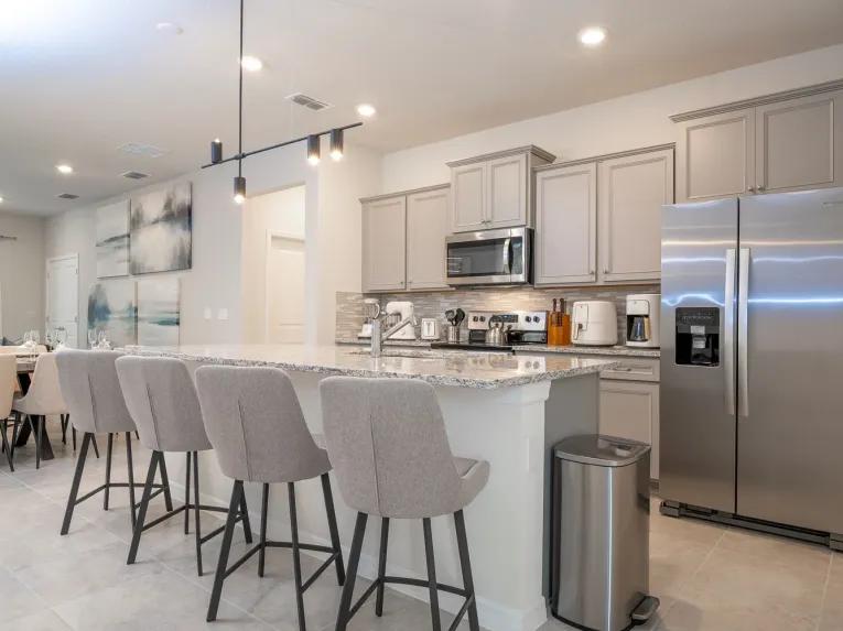 Windsor Island (11462) 7-bedroom Villa in Davenport